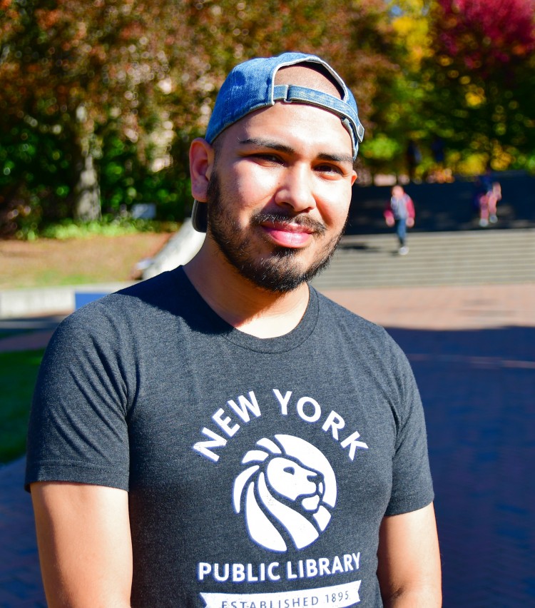 Louie Leiva poses on Seattle campus